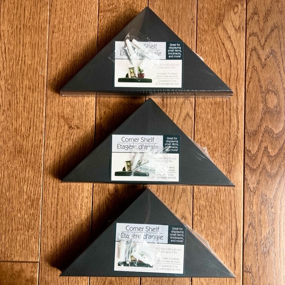 3 Corner Shelves Small Black Floating Wall Decor Shelf Plastic Holds 5 lbs 11x5” - Picture 1 of 15